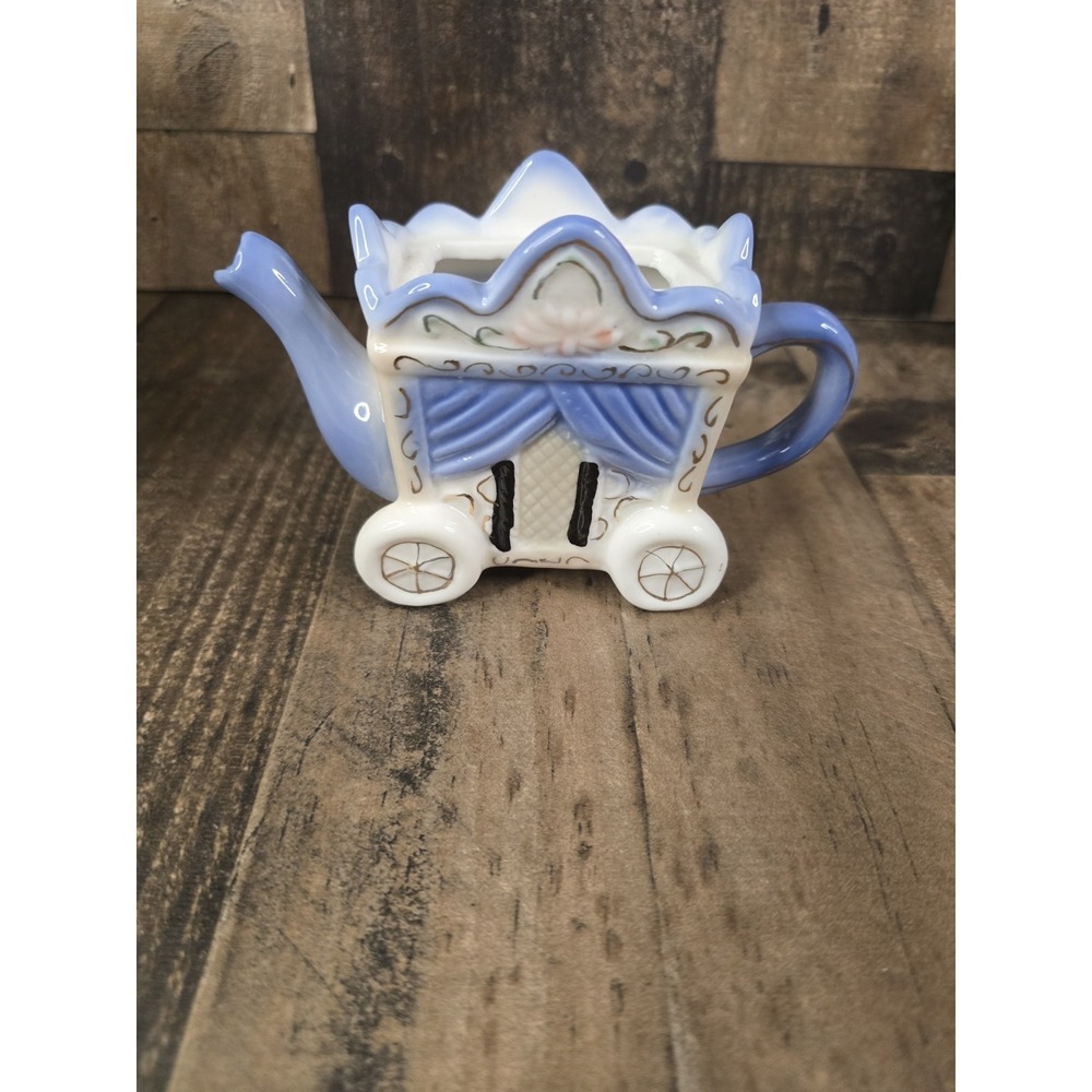 Miniature‎ Ceramic Royal Carriage Teapot Blue White Gold Fairy Tale Decor 4.5in